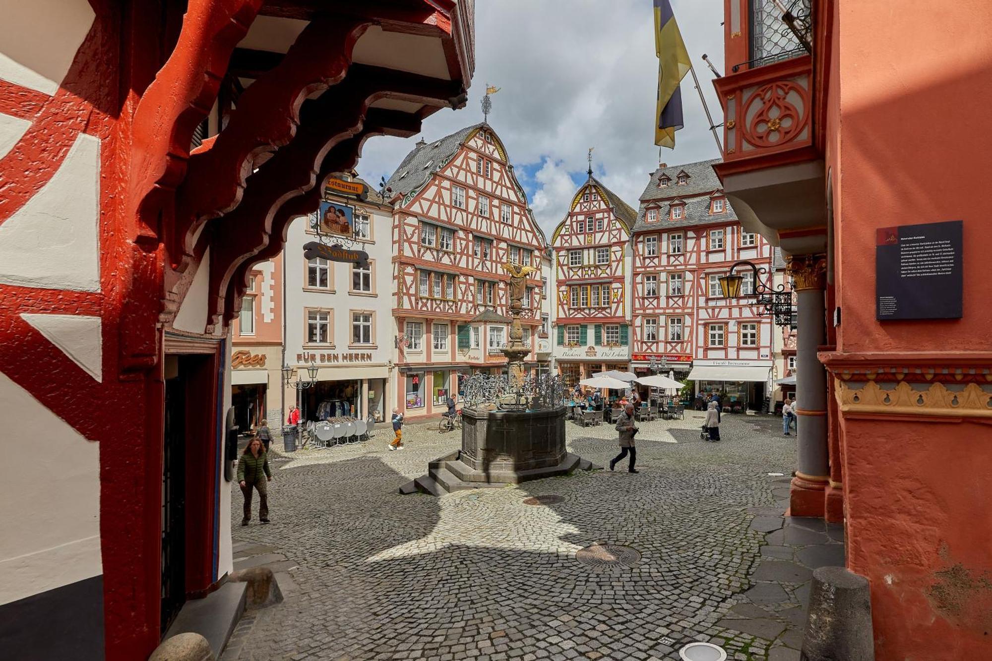 Apartments Am Markt Bernkastel-Kues Exterior foto